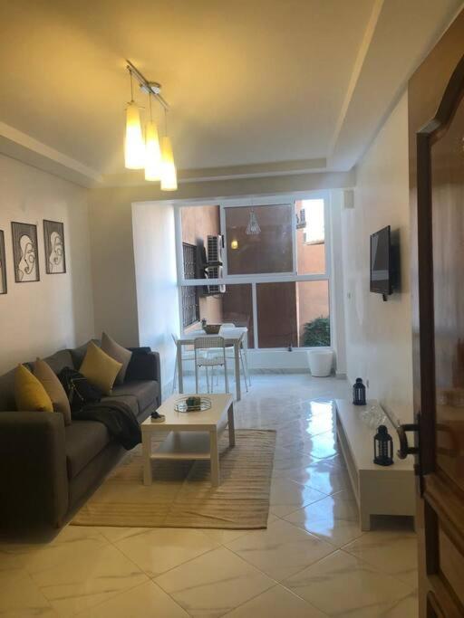 Appartement Center De Gueliz Avec Piscine Marrakesh Exteriör bild
